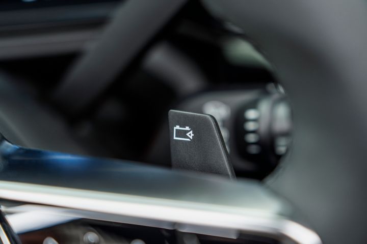 detailed image of wiper plugs behind steering wheel