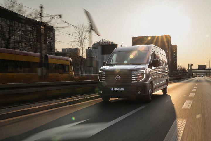 Ujęcie dynamiczne Nissan Interstar LCV