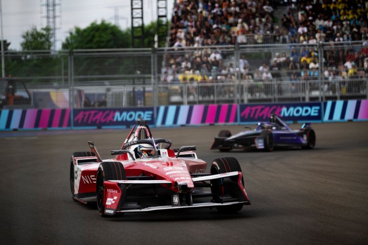 Oliver Rowland au volant de sa monoplace N°23