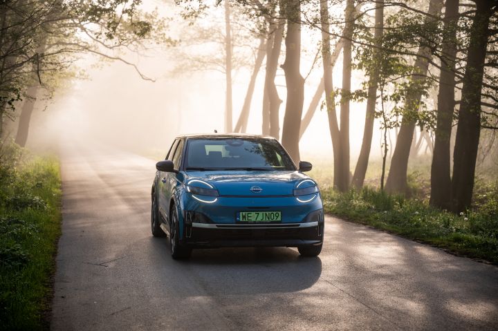 Nowy elektryczny Nissan Micra – ujęcie dynamiczne