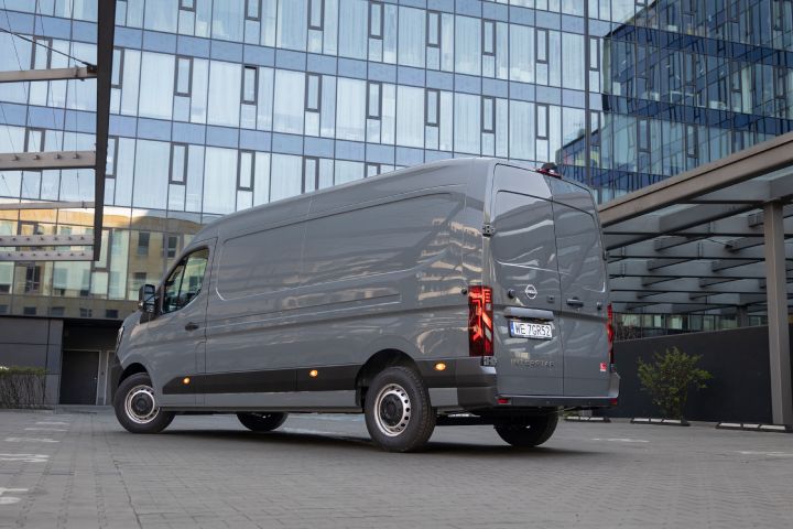 Ujęcie statyczne nadwozia Nissan Interstar LCV