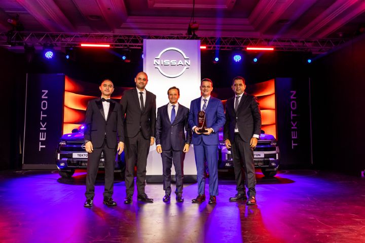 The NIMA most consistent market share performance award recipients and Nissan Africa management.