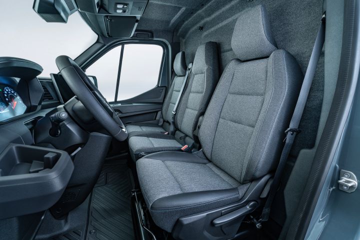 Nissan Interstar førerkabine set fra siden