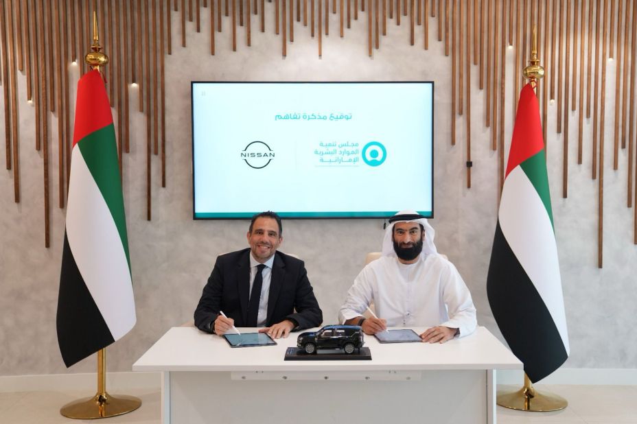 H.E. Abdulla Ali bin Zayed Al Falasi, Deputy Chairman of EHRDC, and Thierry Sabbagh, Divisional Vice President and President - Middle East, KSA, India, CIS, Nissan & INFINITI at MoU signing