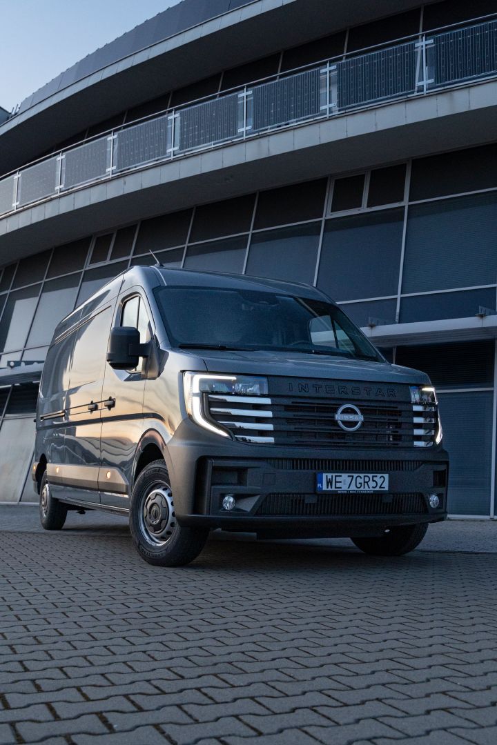 Ujęcie statyczne nadwozia Nissan Interstar LCV