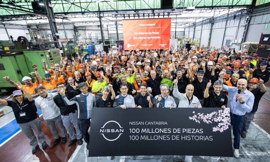 Equipo Nissan Cantabria.
100 millones de piezas, 100 millones de historias.