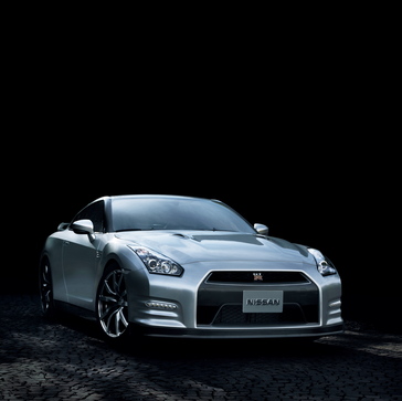 2014 Nissan GT-R Reflects Dedication to Continuous Development of