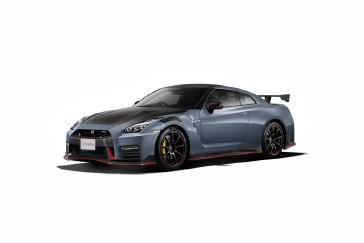 New Nissan GT-R NISMO unveiled in Japan