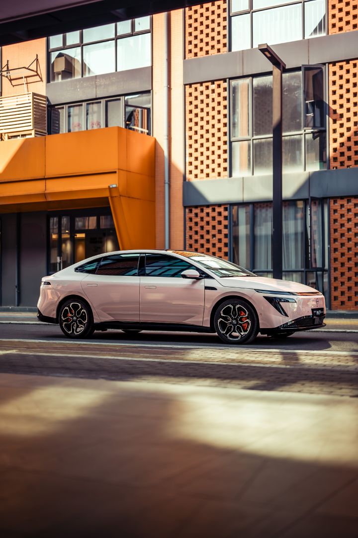 The all-new Dongfeng Nissan N7 sedan on the road