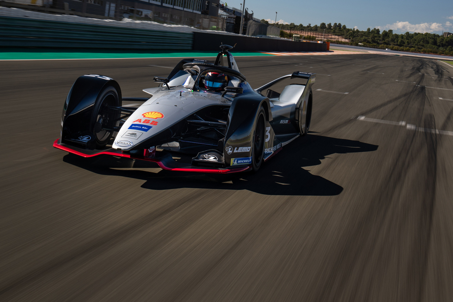 Nissan celebrates 60 years of global motorsports at NISMO Festival