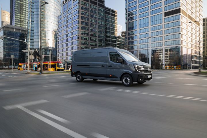 Ujęcie dynamiczne nadwozia Nissan Interstar LCV