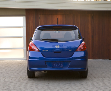 2010 Nissan Versa Hatchback