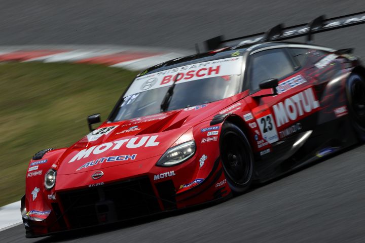 波乱の第2戦で#12 カルソニック IMPUL Zが3位表彰台