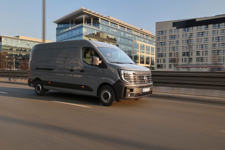 Ujęcie dynamiczne Nissan Interstar LCV