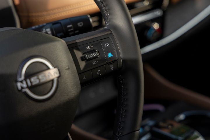 Nowy Nissan X‑Trail Tekna+ – wnętrze