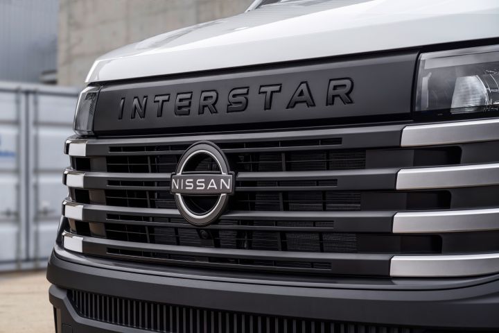 All-new Nissan Interstar - new front grille