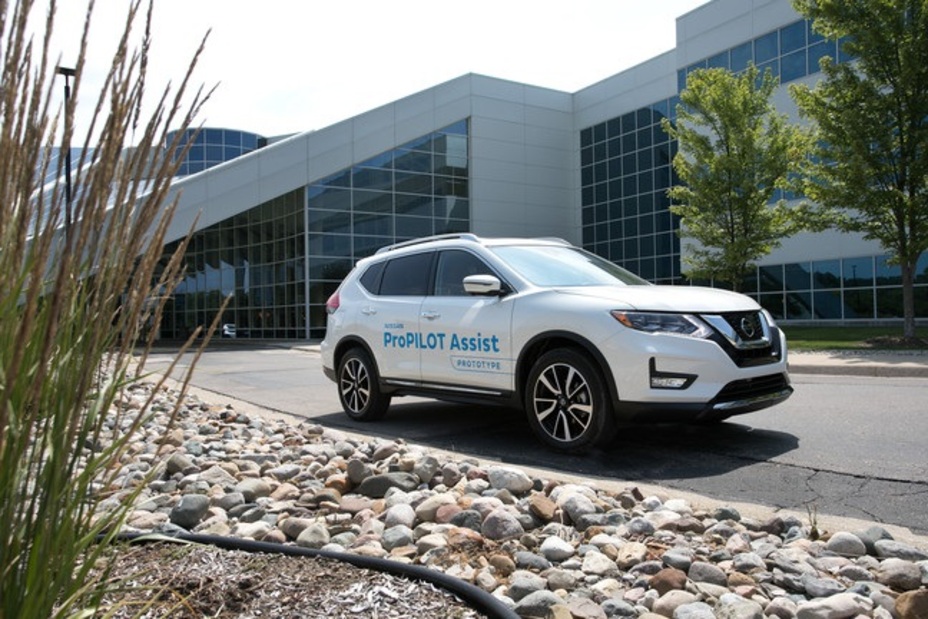 Nissan ProPILOT Assist technology reduces the hassle of stop-and-go highway driving, ready for U.S. launch