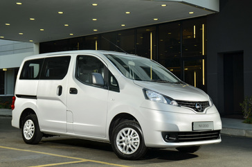 New Nissan NV200 and NV350 Panel Vans Shake Up LCV Market