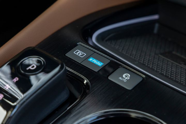 Nowy Nissan X‑Trail Tekna+ – wnętrze