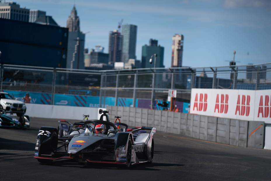 Nissan e.dams finish debut season on a high note Nissan e.dams finish debut season on a high note