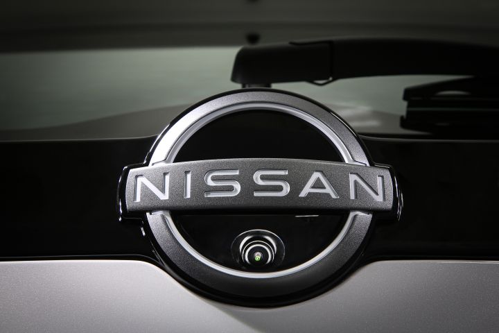 Imagem do Novo Nissan Kait - Logo Porta Malas