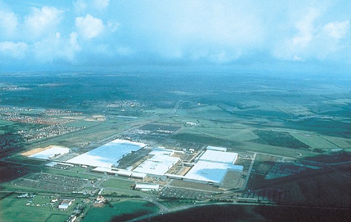 Aerial view of the front of the Nissan Sunderland plant
