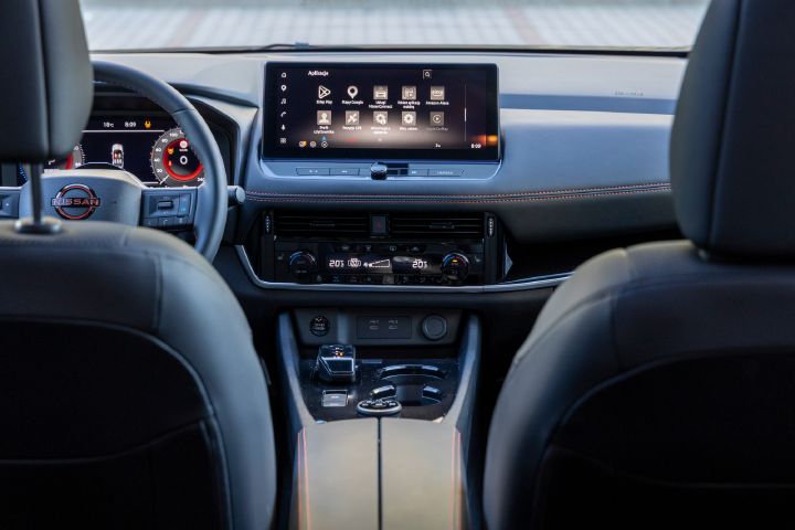 Nowy Nissan X‑Trail N-Trek – wnętrze