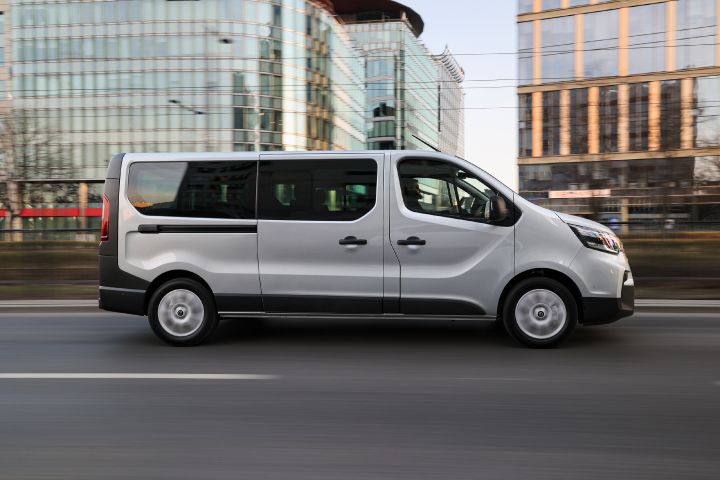 Ujęcie dynamiczne Nissan Primastar LCV