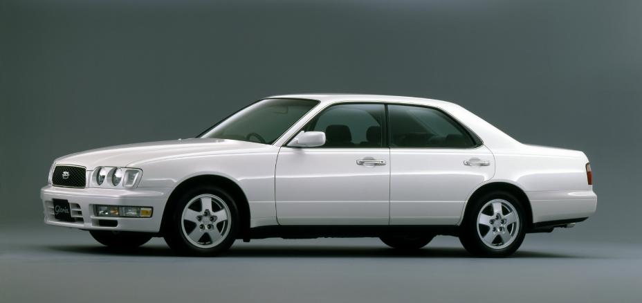 1995_Gloria_4HT_V30TwincamTurbo_Brougham_VIP_HY33