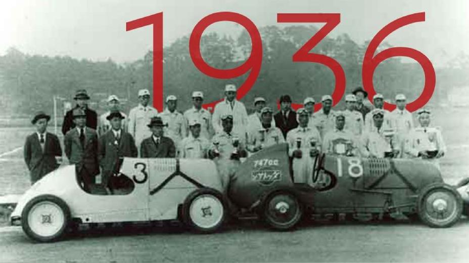 Fotografía del equipo Nissan de 1936 en blanco y negro