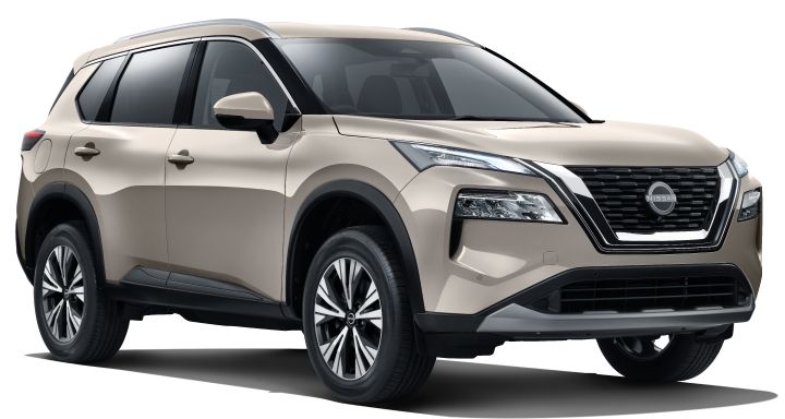 Exterior front ¾ shot of a champagne-coloured MY25 Nissan X‑Trail ST