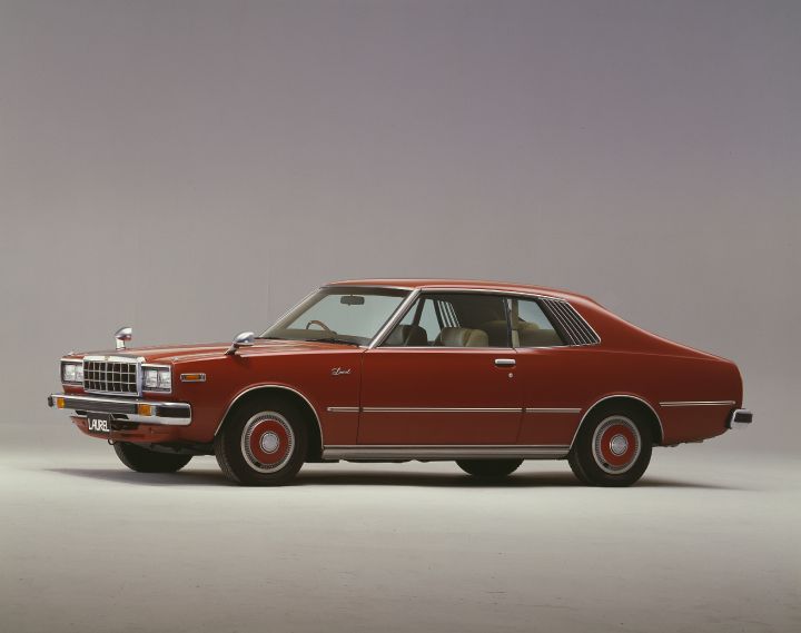 Daiwa 1/32 Nissan Laurel 2000GT★昭和レトロ thumbnail-720x404.jpg