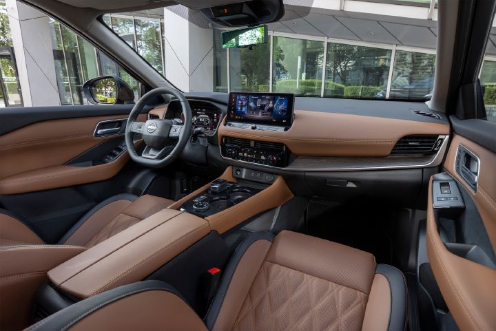 Nowy Nissan X‑Trail Tekna+ – wnętrze