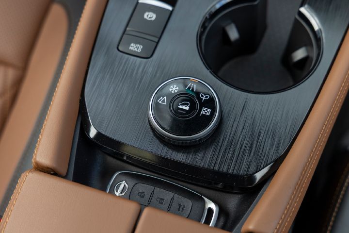 Nowy Nissan X‑Trail Tekna+ – wnętrze