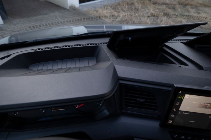 Ujęcie detalu Nissan Interstar LCV