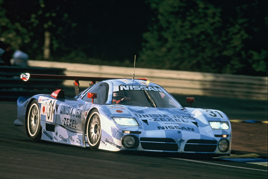 1998 Nissan R390