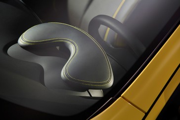 GENEVA, Switzerland (March 4, 2014) - Bold design has always set the JUKE apart from any rival, offering a mixture of crossover toughness with sporting appeal that has seen it become a design icon.