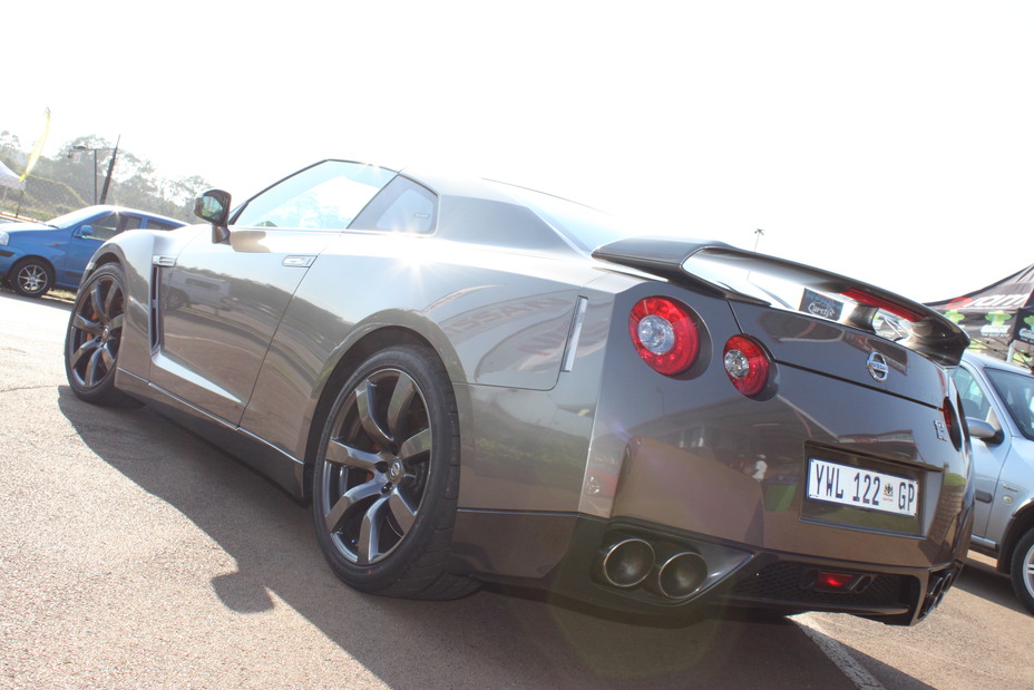 Nissan GTR-Z Club Set to Light Up Tarlton for Nismomania III