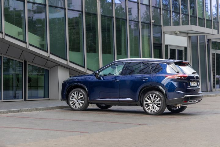 Nowy Nissan X‑Trail Tekna+ – nadwozie