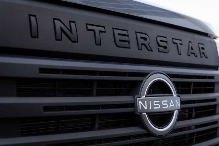 Ujęcie detalu nadwozia Nissan Interstar LCV
