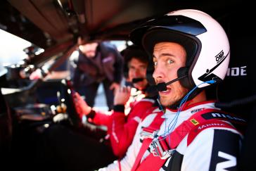 Football ace Eden Hazard experiences the power of Nissan EVs 