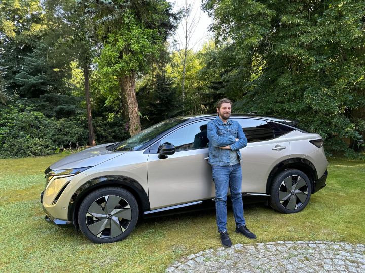 Arkady FIedler i Nissan ARIYA