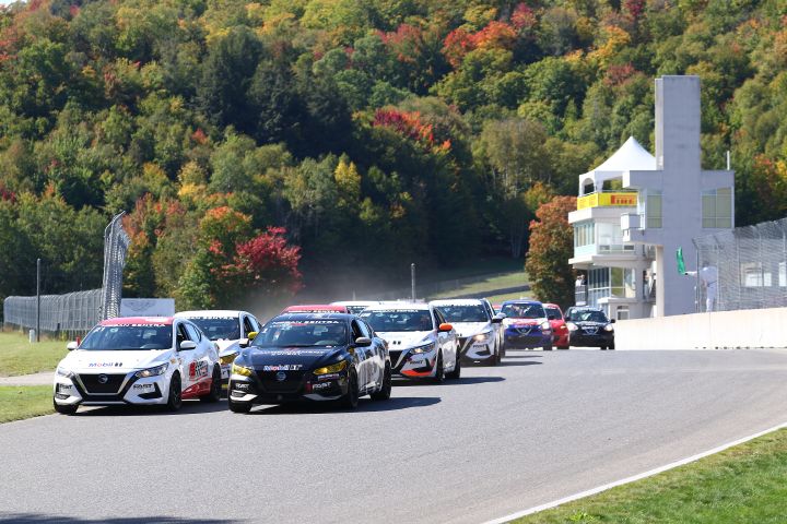 Photo of 36 cars in a line at the Nissan Sentra Cup