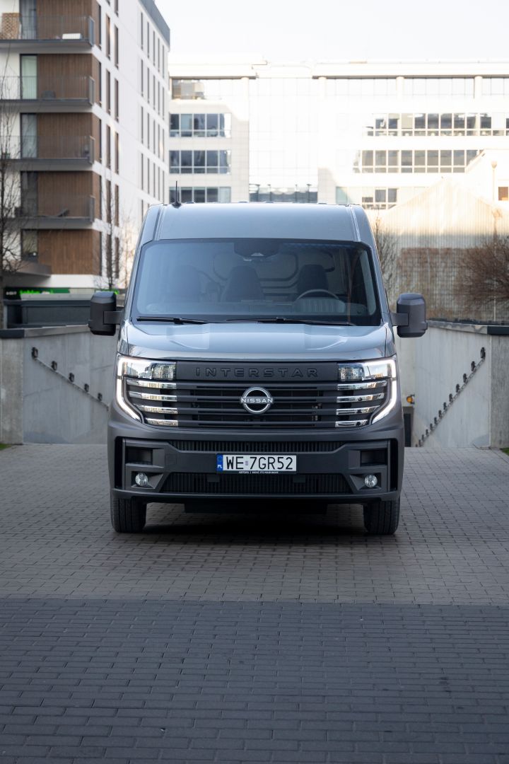 Ujęcie statyczne Nissan Interstar LCV