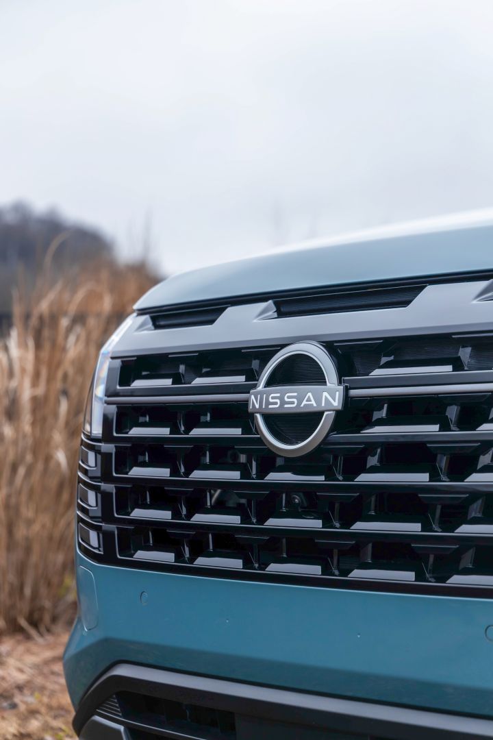 Close up of the grill on the 2026 Nissan Pathfinder.