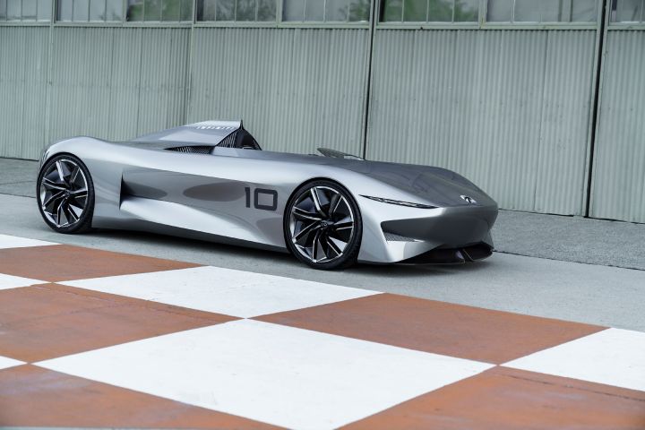 INFINITI