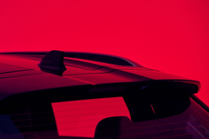Nissan Magnite aleta tipo tiburón.