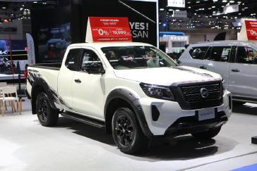 Nissan unveils KICKS e-POWER with new special color 
at BIG Motor Sale 2023