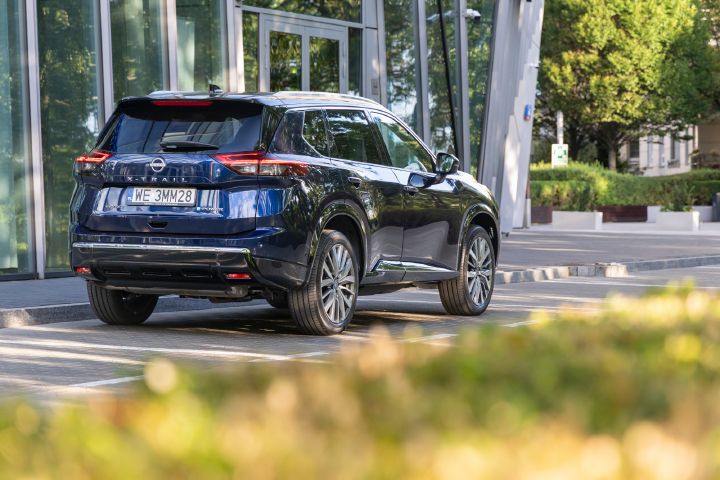 Nowy Nissan X‑Trail Tekna+ – nadwozie