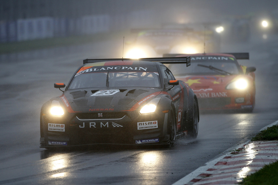10/09/11 - GT1 Championship Race, Beijing: The no.23 JRM Racing at a ...